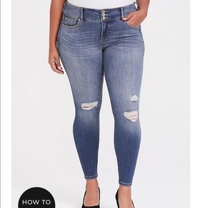 Torrid Premium Stretch High Rise Jegging